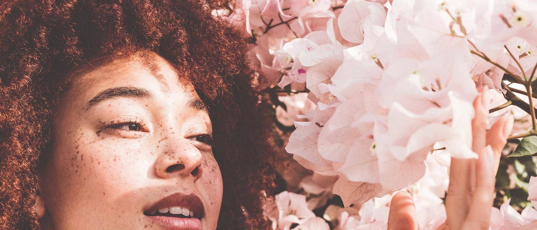 Vrouw en bloemen